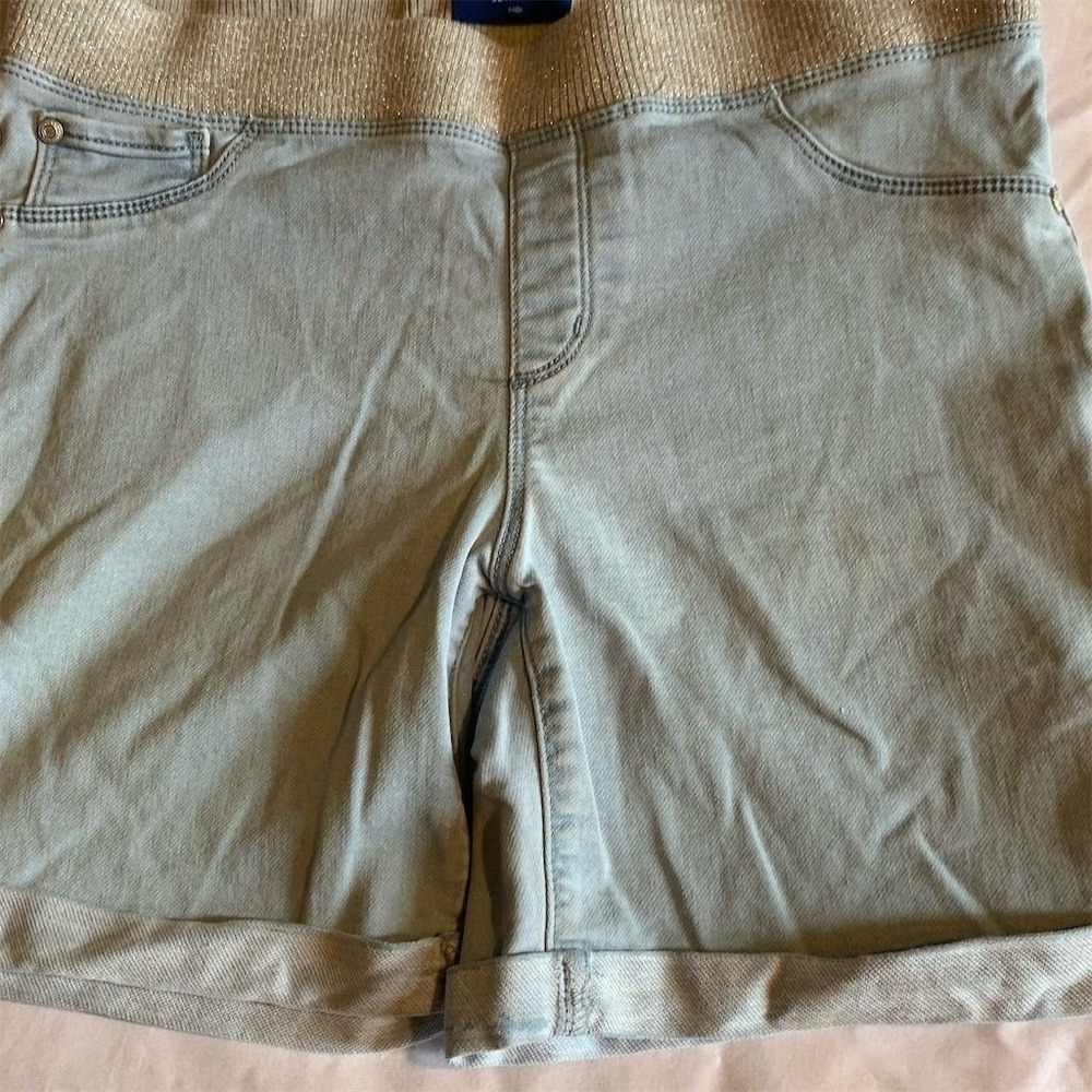 Arizona Jean Co. Women's Plus Size 16.5 Blue Denim Shorts Casual Summer size 16